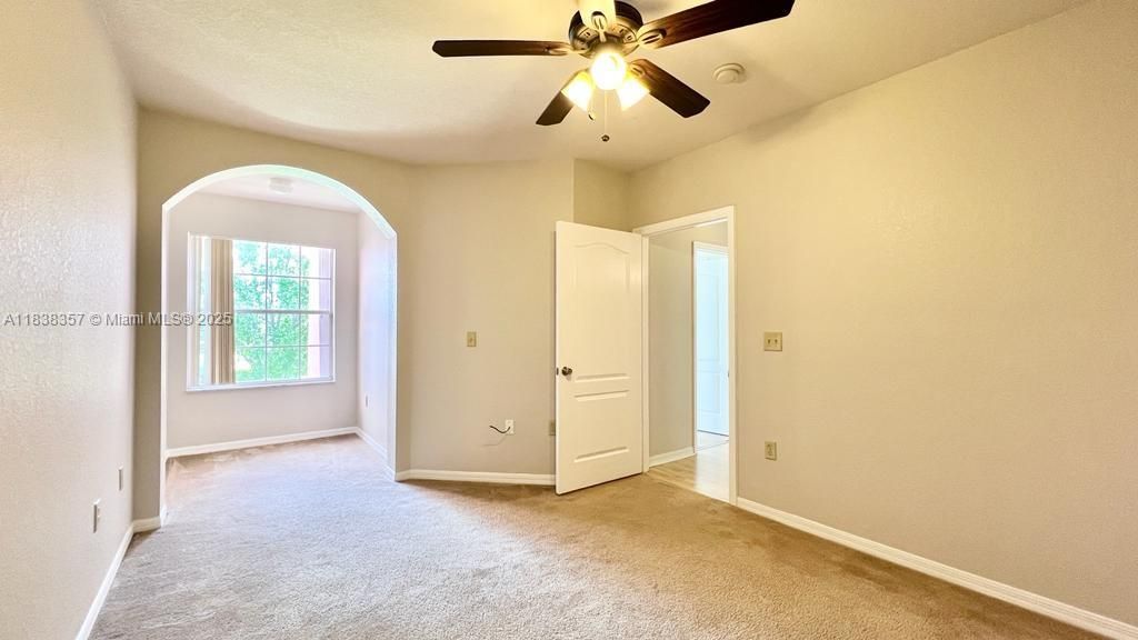 Recently Rented: $2,150 (2 beds, 2 baths, 1288 Square Feet)