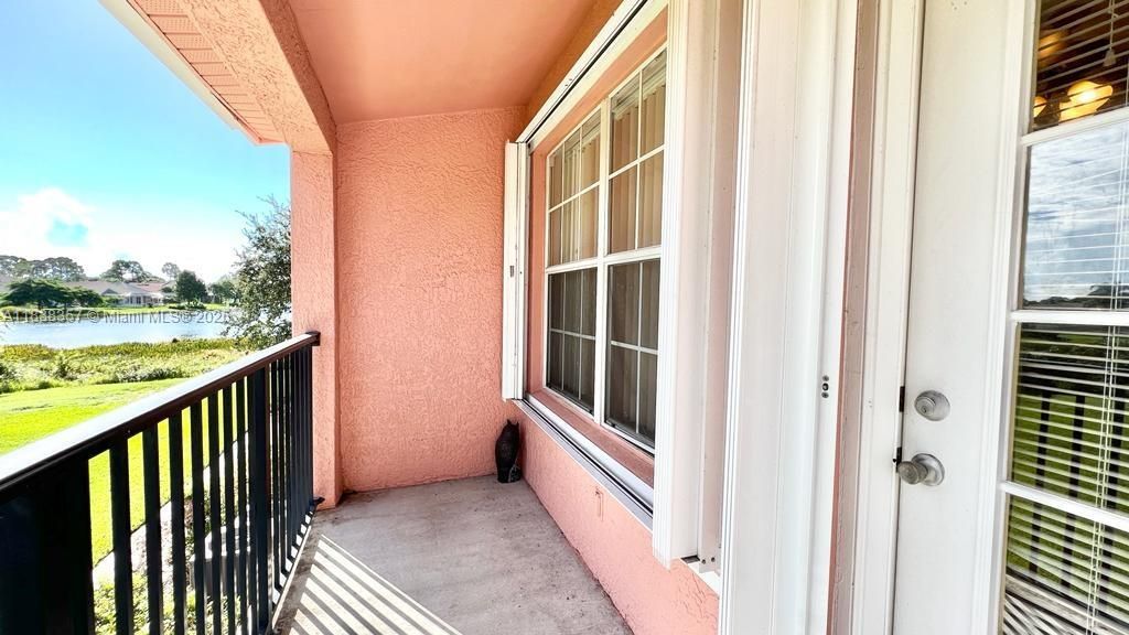 Recently Rented: $2,150 (2 beds, 2 baths, 1288 Square Feet)