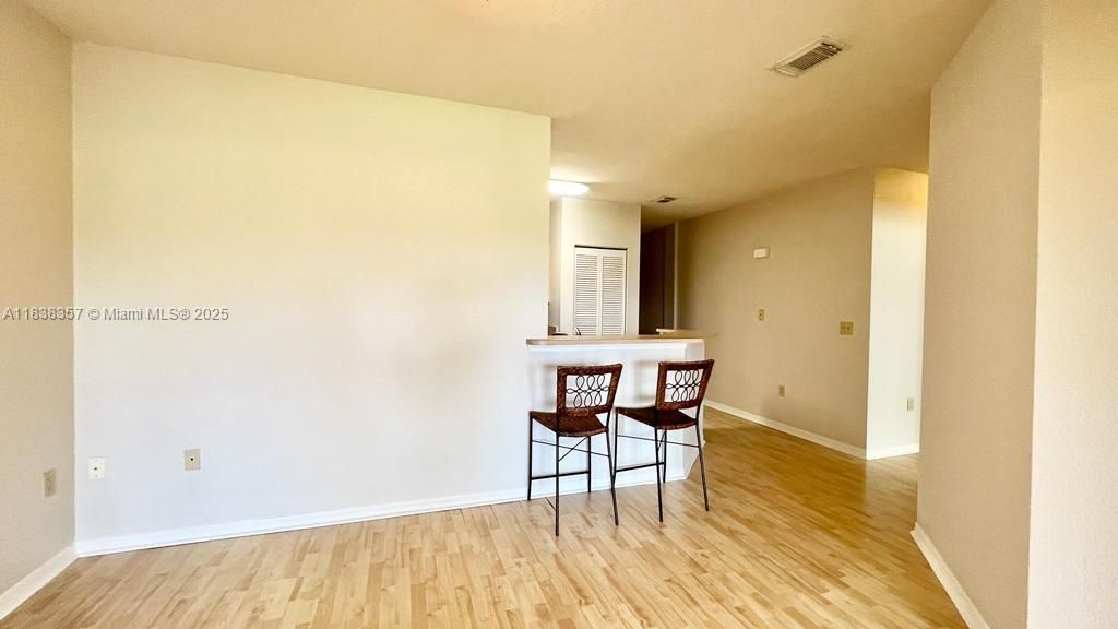 Recently Rented: $2,150 (2 beds, 2 baths, 1288 Square Feet)