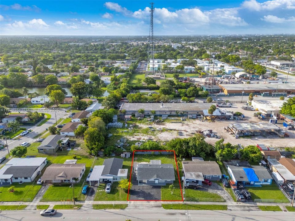 Recently Rented: $3,000 (3 beds, 2 baths, 1145 Square Feet)