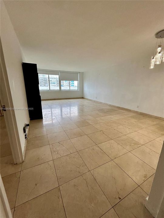 En Venta: $549,770 (2 camas, 2 baños, 980 Pies cuadrados)