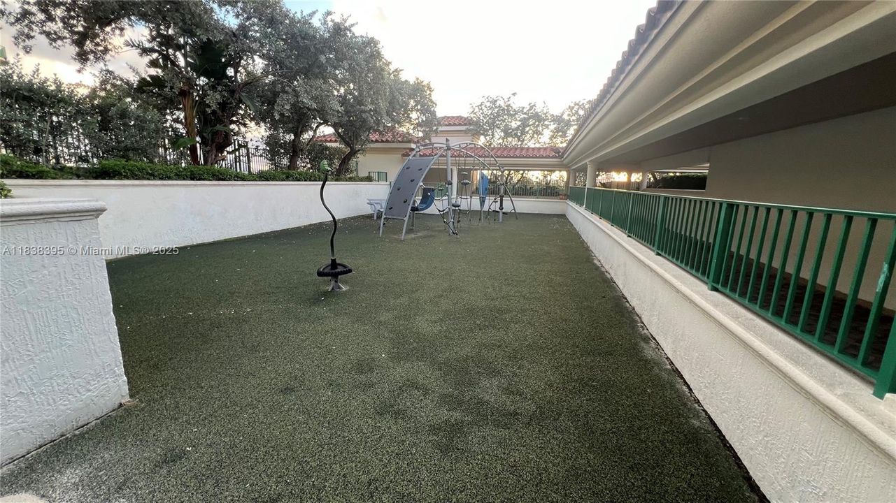 На продажу: $445,000 (1 спален, 1 ванн, 900 Квадратных фут)