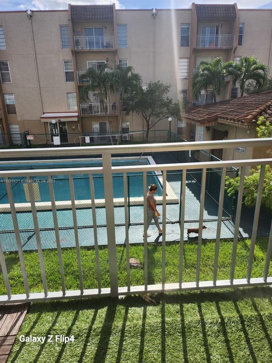 En Venta: $250,000 (2 camas, 2 baños, 782 Pies cuadrados)