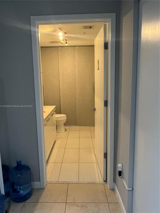 For Sale: $519,900 (0 beds, 1 baths, 1164 Square Feet)