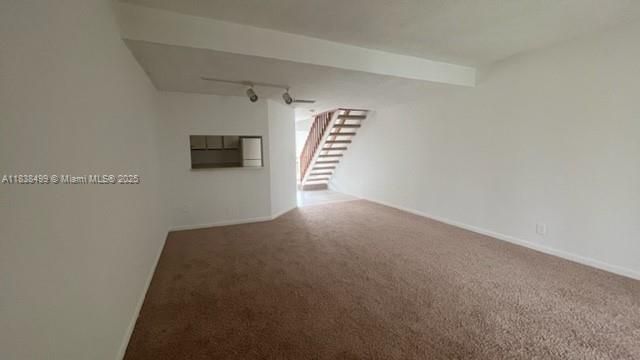 Vendido Recientemente: $199,999 (2 camas, 2 baños, 1032 Pies cuadrados)