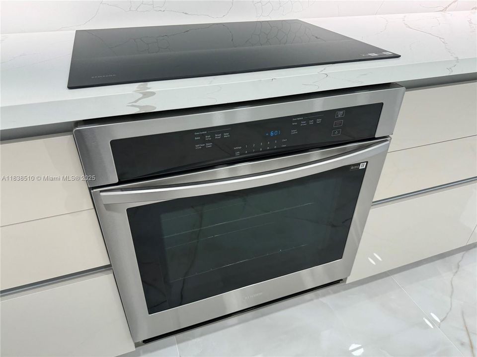 Samsung Digital Display  Oven