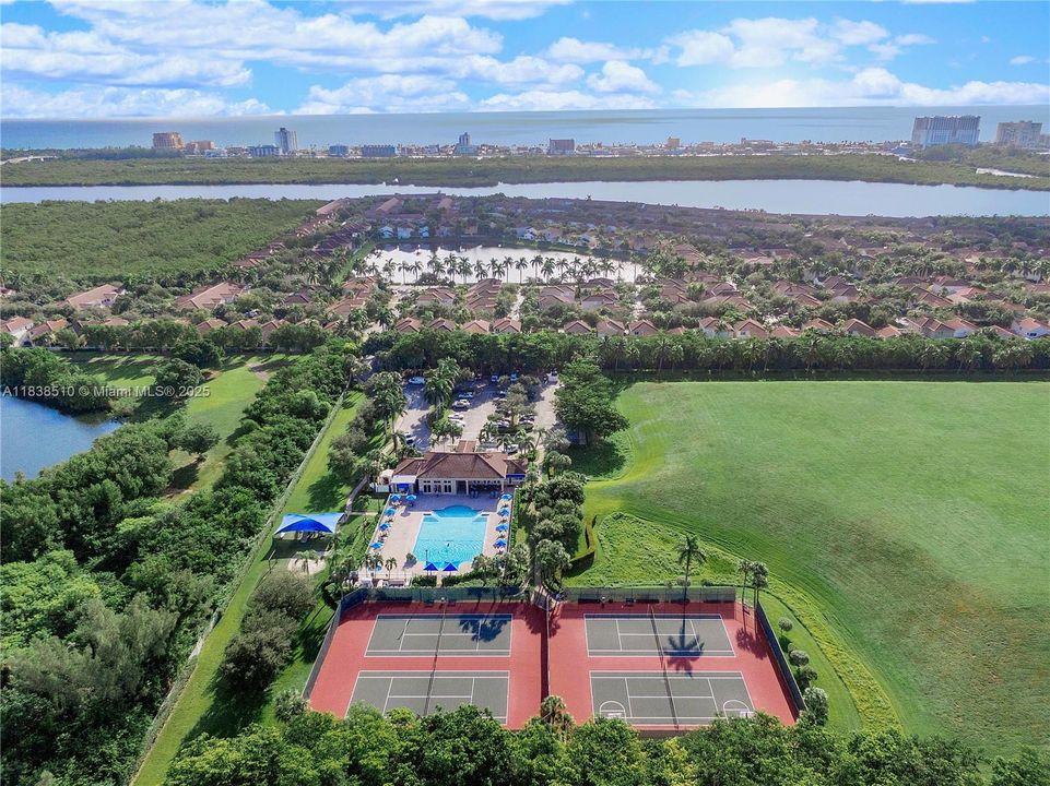 Amenities, homes, West Lake, Intracoastal, Beach & Ocean