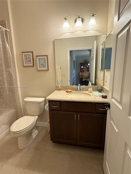 待售: $410,000 (3 贝兹, 2 浴室, 1948 平方英尺)