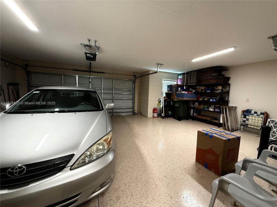 待售: $410,000 (3 贝兹, 2 浴室, 1948 平方英尺)