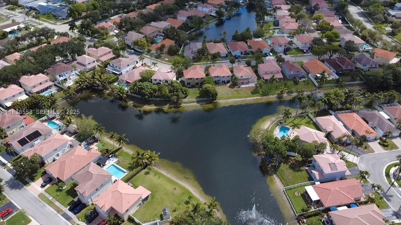 Activo con contrato: $569,000 (3 camas, 2 baños, 1452 Pies cuadrados)