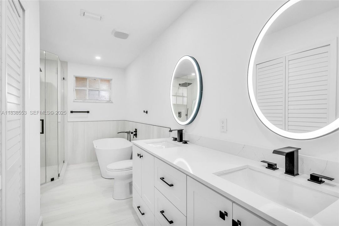 Activo con contrato: $569,000 (3 camas, 2 baños, 1452 Pies cuadrados)