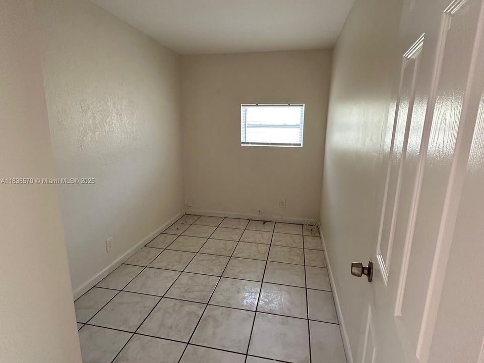 En Renta: $2,000 (3 camas, 1 baños, 1824 Pies cuadrados)