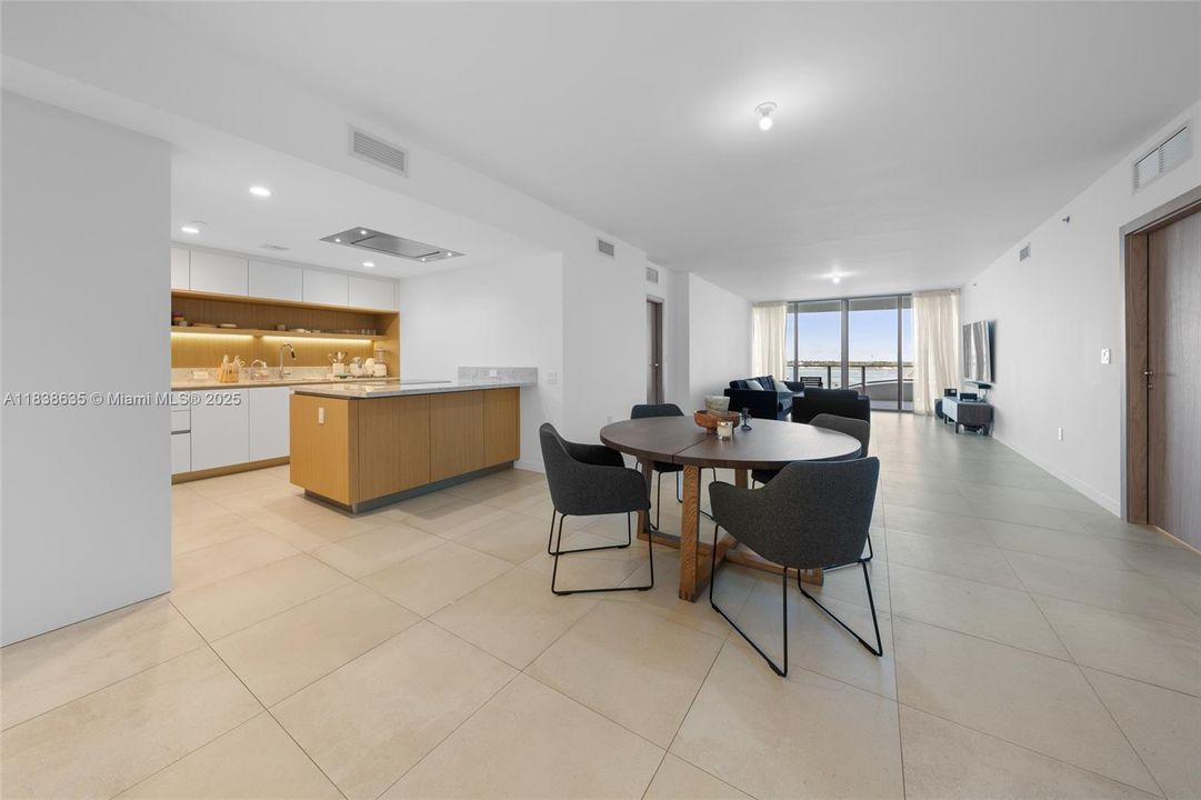 For Sale: $3,790,000 (2 beds, 3 baths, 2109 Square Feet)