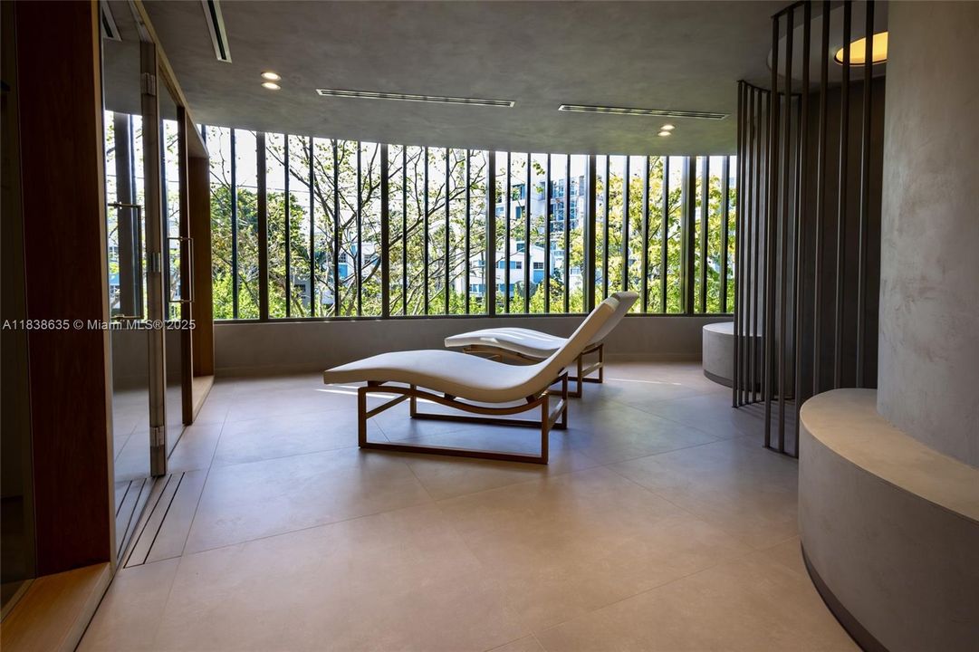 For Sale: $3,790,000 (2 beds, 3 baths, 2109 Square Feet)