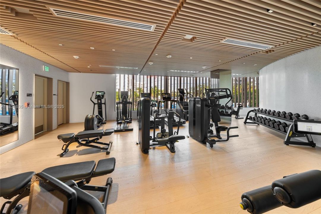 For Sale: $3,790,000 (2 beds, 3 baths, 2109 Square Feet)