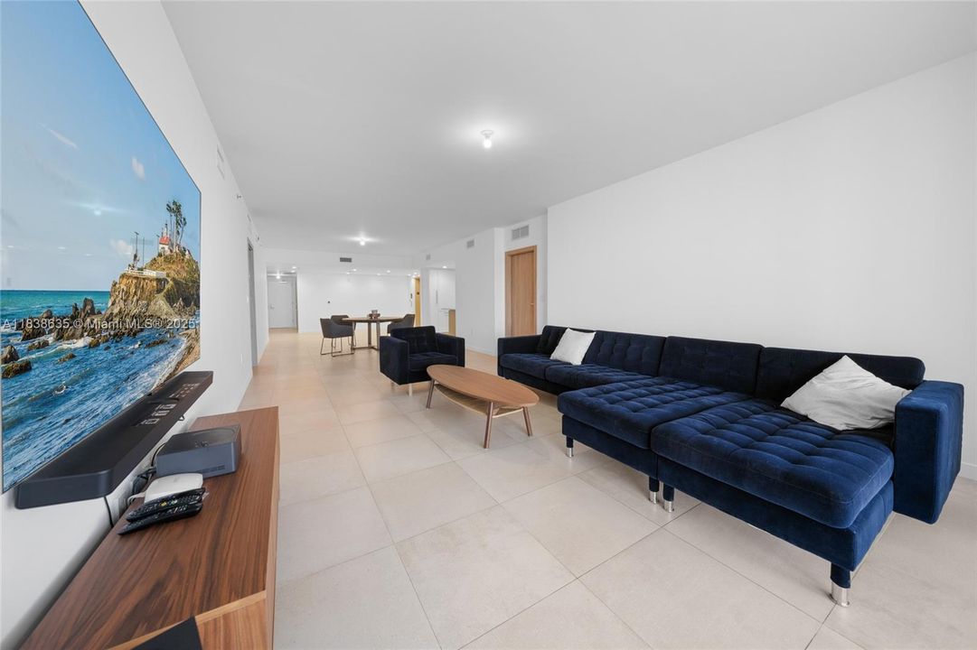 For Sale: $3,790,000 (2 beds, 3 baths, 2109 Square Feet)