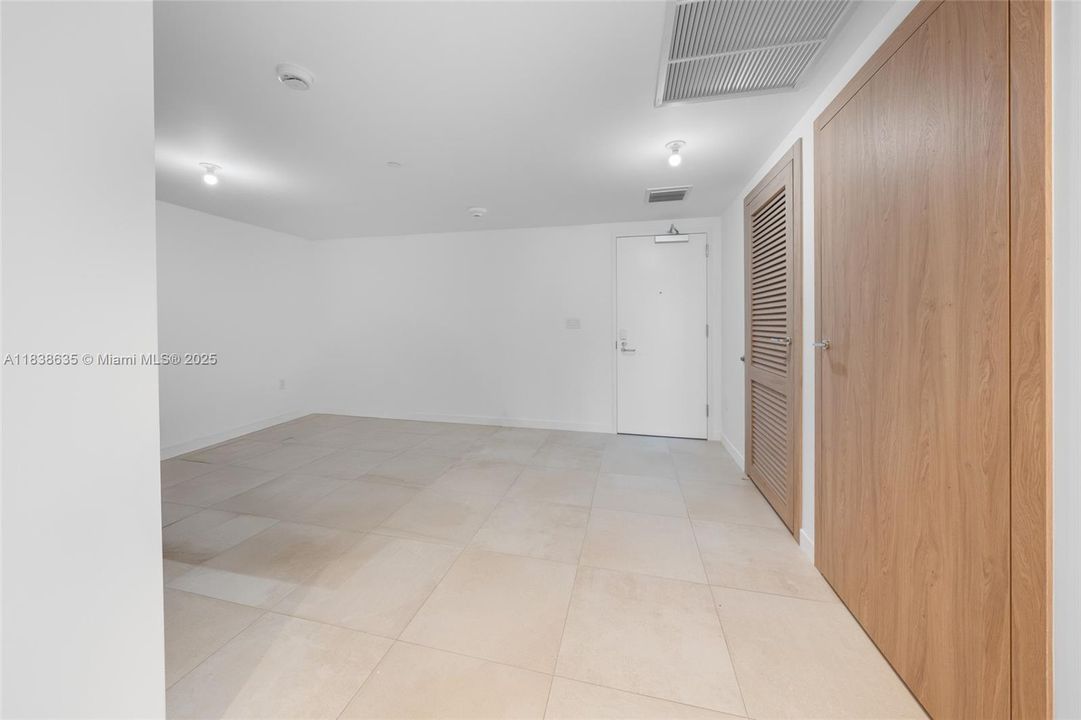 For Sale: $3,790,000 (2 beds, 3 baths, 2109 Square Feet)