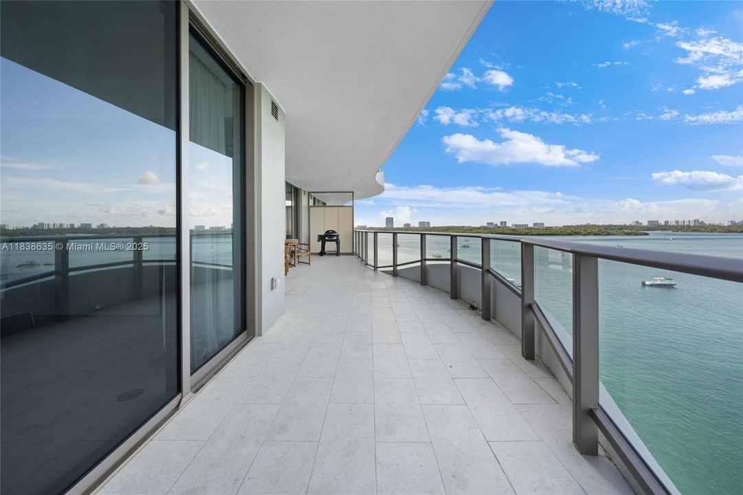 For Sale: $3,790,000 (2 beds, 3 baths, 2109 Square Feet)