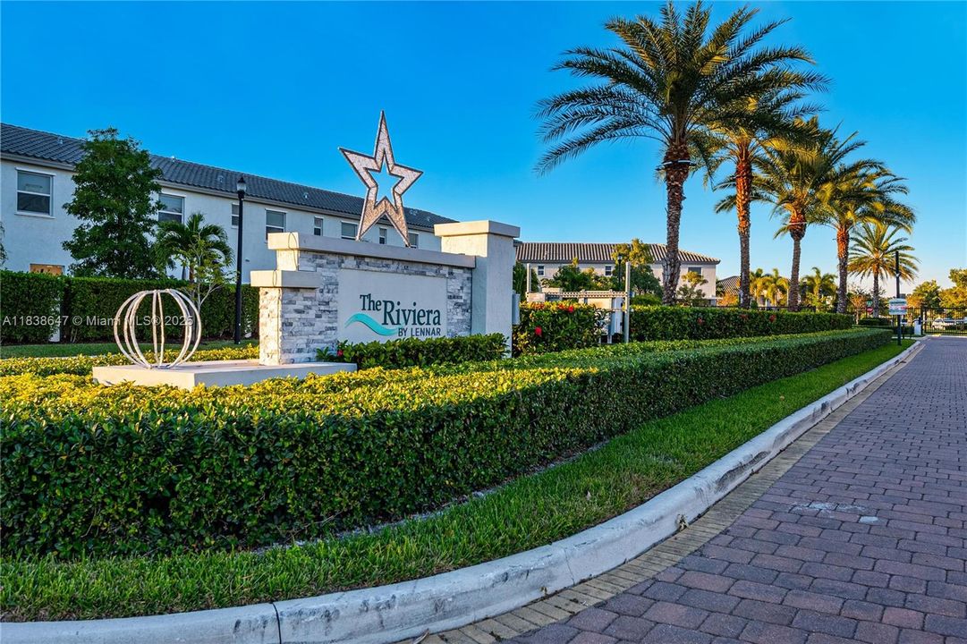 На продажу: $354,000 (3 спален, 2 ванн, 1442 Квадратных фут)