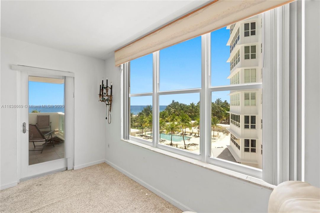 En Venta: $499,000 (1 camas, 2 baños, 1281 Pies cuadrados)