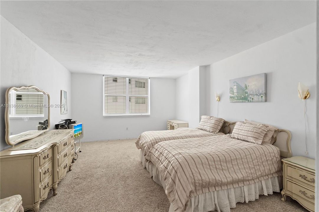 En Venta: $499,000 (1 camas, 2 baños, 1281 Pies cuadrados)