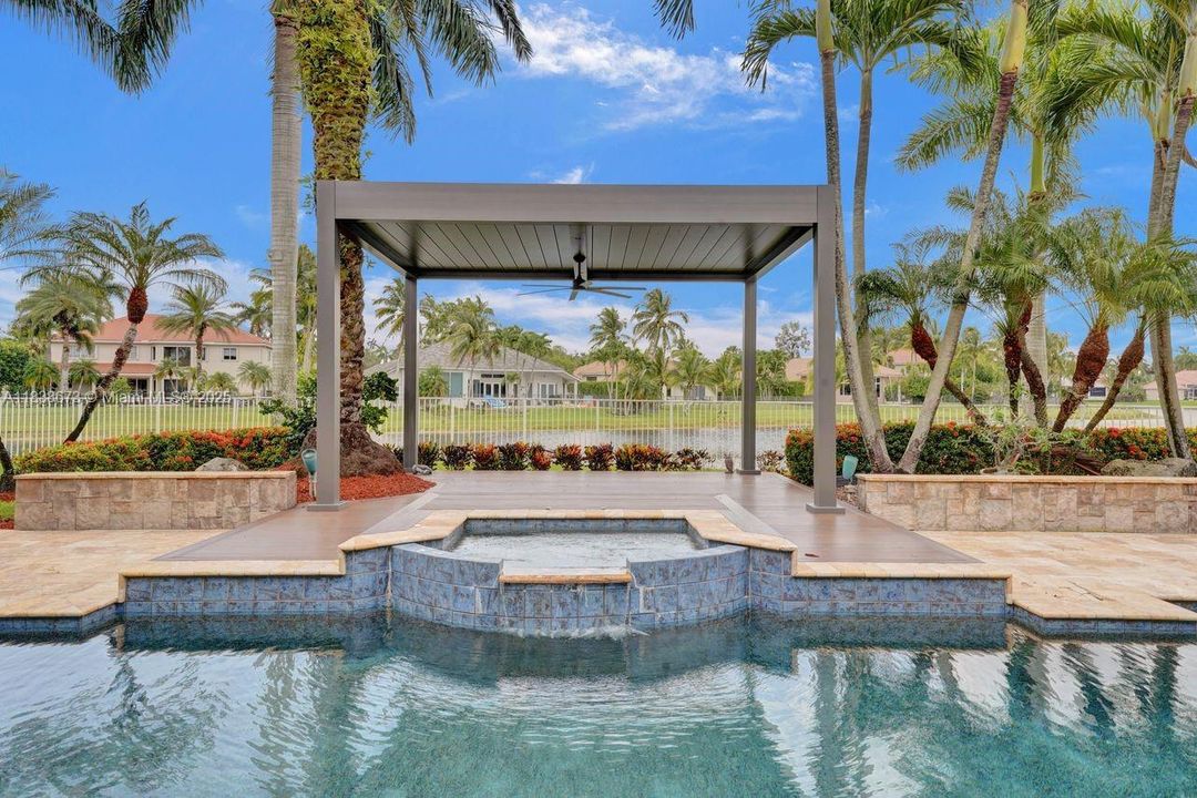 For Sale: $2,900,000 (7 beds, 5 baths, 5042 Square Feet)