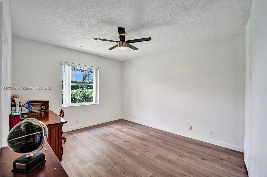 For Sale: $2,900,000 (7 beds, 5 baths, 5042 Square Feet)