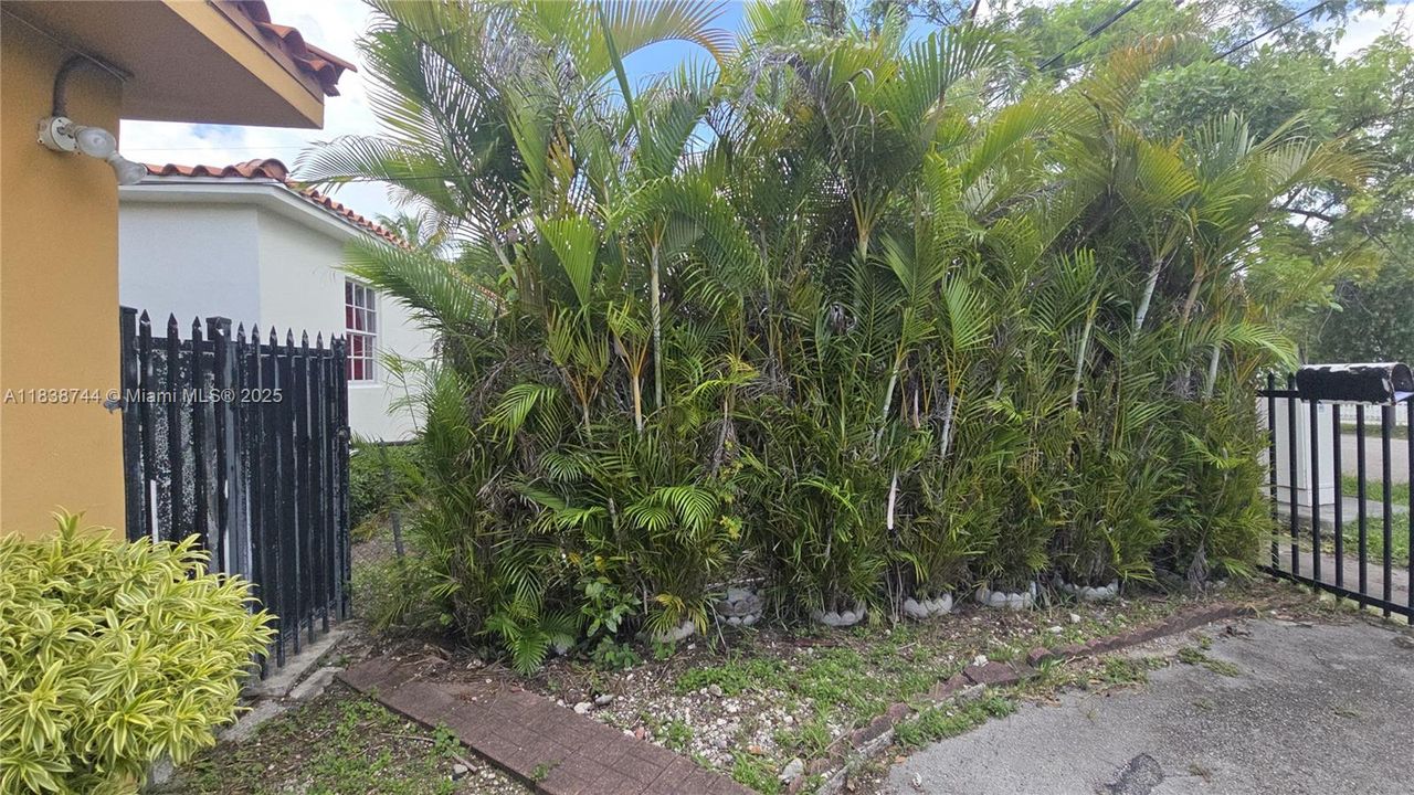 Vendido Recientemente: $499,000 (3 camas, 2 baños, 1080 Pies cuadrados)