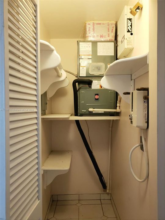 En Venta: $4,300,000 (5 camas, 4 baños, 3335 Pies cuadrados)