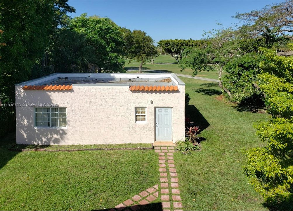 En Venta: $4,300,000 (5 camas, 4 baños, 3335 Pies cuadrados)