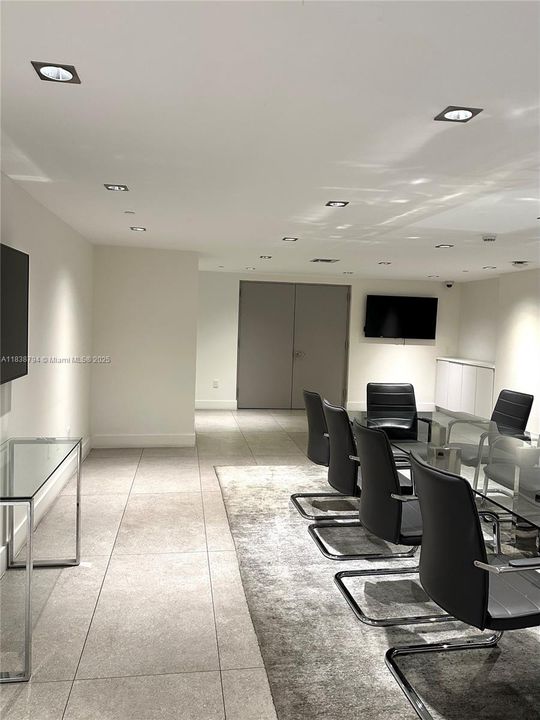 Vendido Recientemente: $519,900 (1 camas, 1 baños, 923 Pies cuadrados)