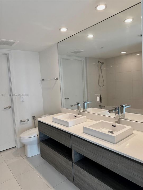 Vendido Recientemente: $519,900 (1 camas, 1 baños, 923 Pies cuadrados)