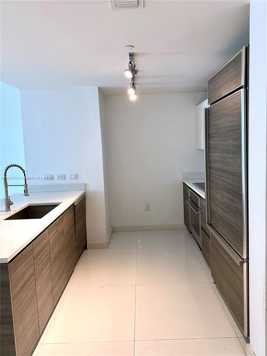 Vendido Recientemente: $519,900 (1 camas, 1 baños, 923 Pies cuadrados)