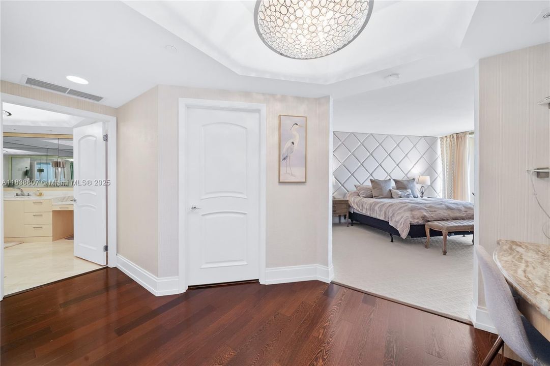 For Sale: $1,399,000 (3 beds, 3 baths, 2630 Square Feet)