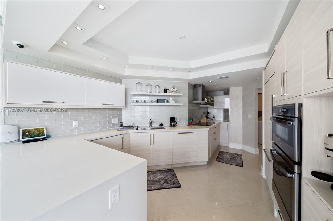 For Sale: $1,399,000 (3 beds, 3 baths, 2630 Square Feet)