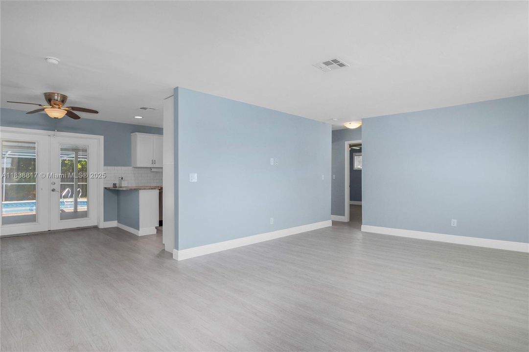 待售: $374,500 (3 贝兹, 2 浴室, 0 平方英尺)