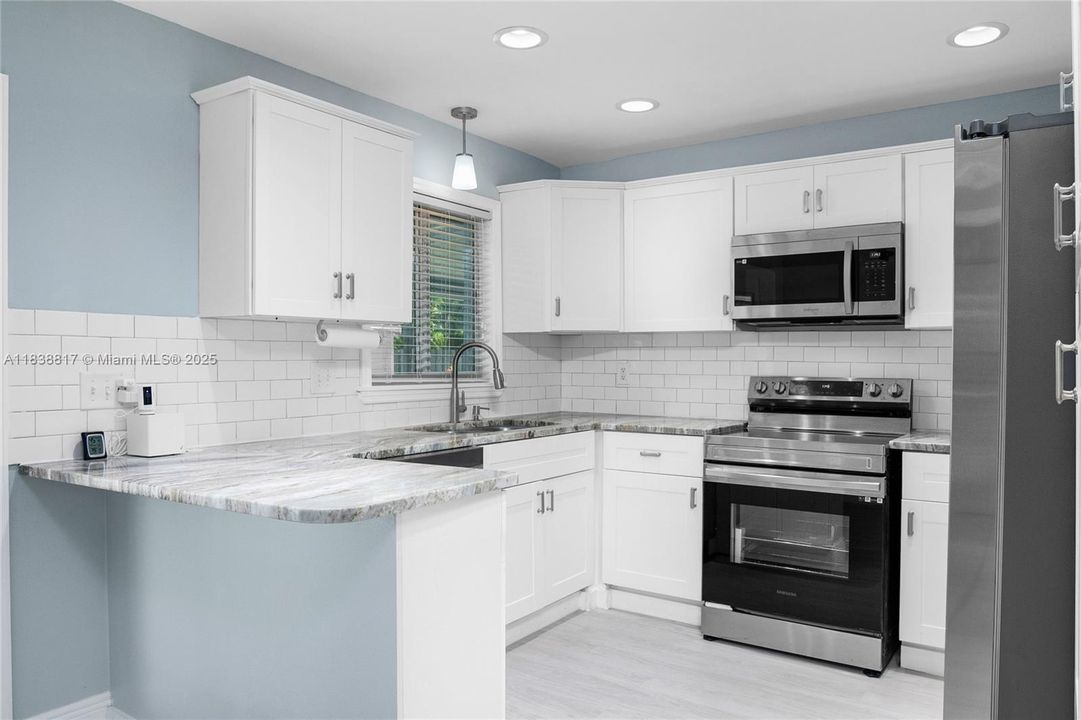 待售: $374,500 (3 贝兹, 2 浴室, 0 平方英尺)