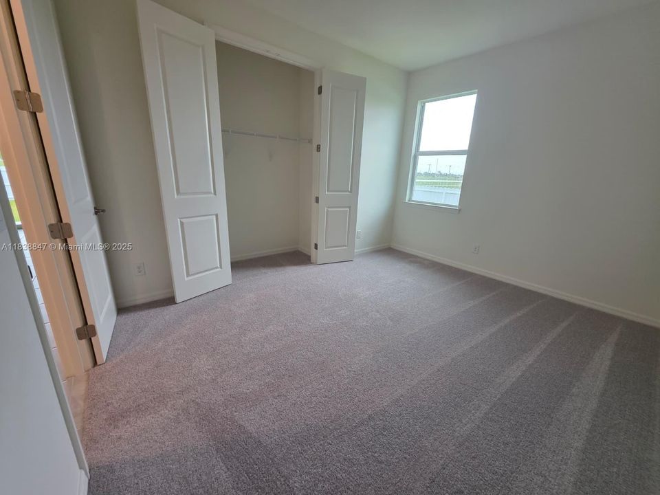 Recently Rented: $2,200 (3 beds, 2 baths, 0 Square Feet)