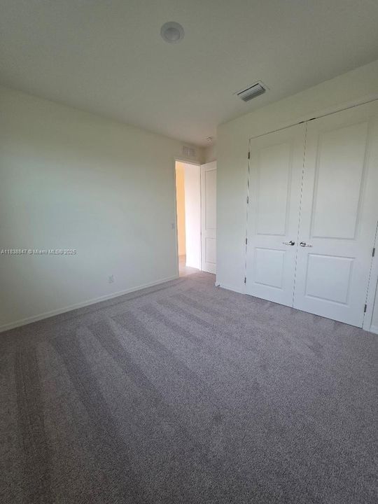 Recently Rented: $2,200 (3 beds, 2 baths, 0 Square Feet)