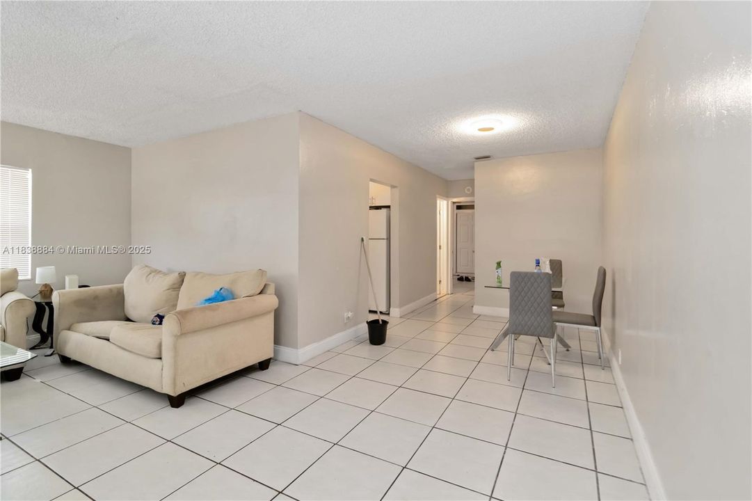 En Venta: $725,000 (0 camas, 0 baños, 2504 Pies cuadrados)