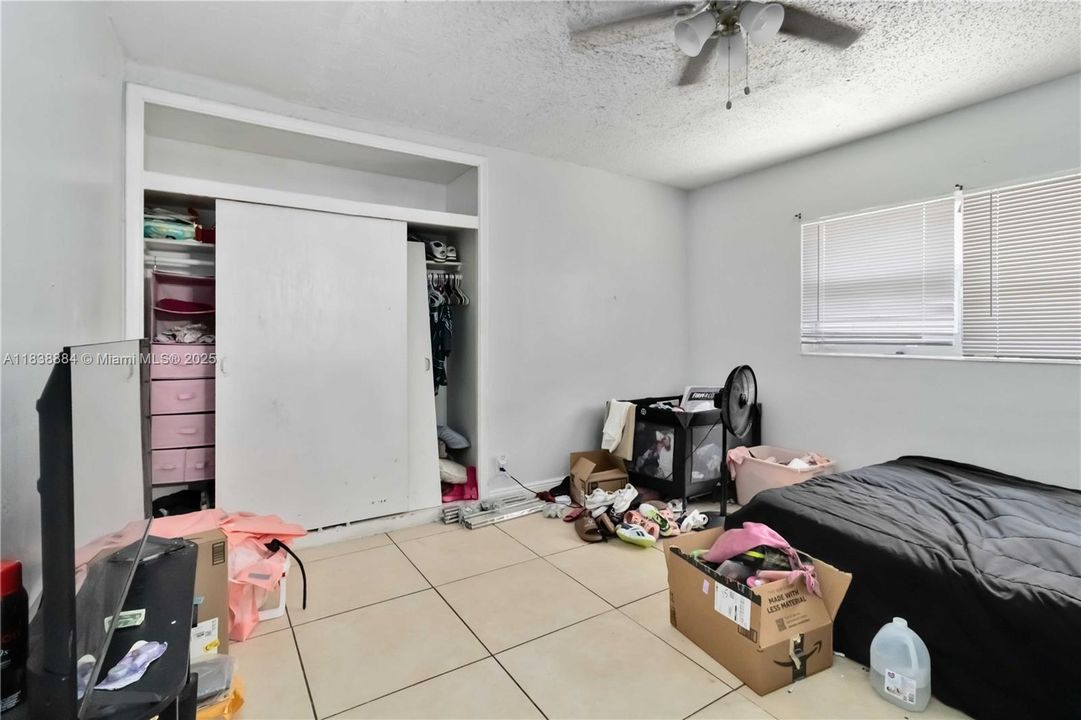 En Venta: $725,000 (0 camas, 0 baños, 2504 Pies cuadrados)