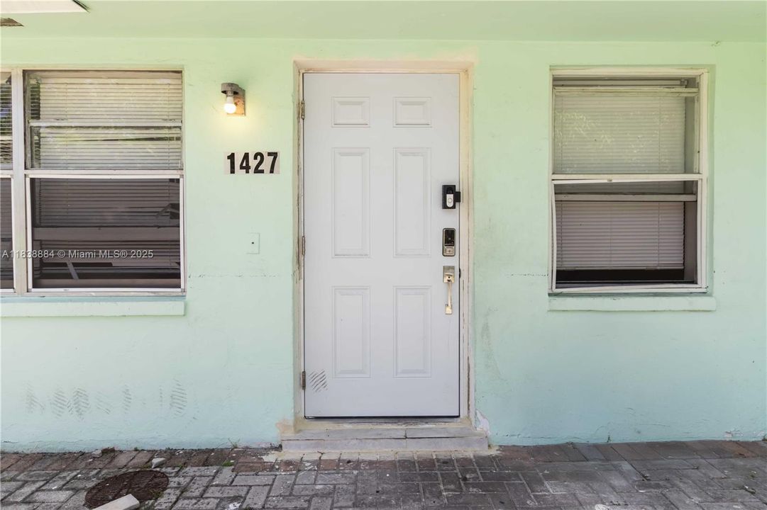 En Venta: $725,000 (0 camas, 0 baños, 2504 Pies cuadrados)