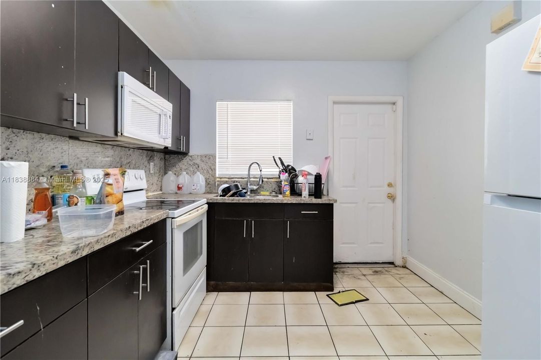 En Venta: $725,000 (0 camas, 0 baños, 2504 Pies cuadrados)