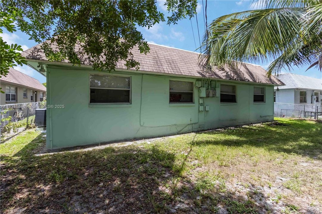 En Venta: $725,000 (0 camas, 0 baños, 2504 Pies cuadrados)