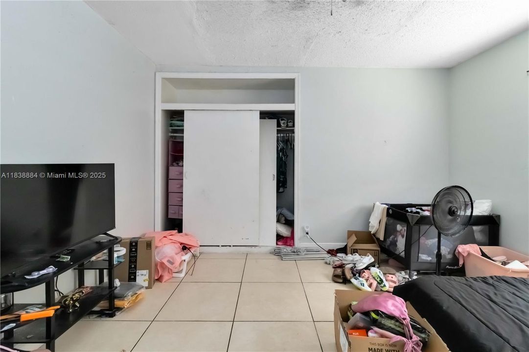 En Venta: $725,000 (0 camas, 0 baños, 2504 Pies cuadrados)