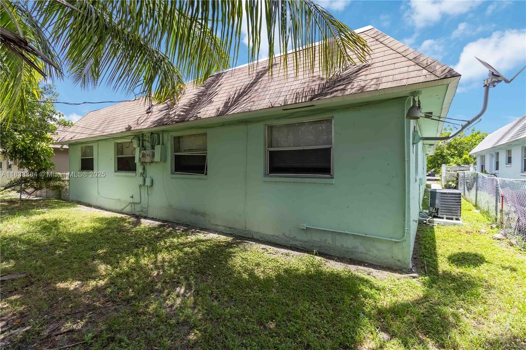 En Venta: $725,000 (0 camas, 0 baños, 2504 Pies cuadrados)