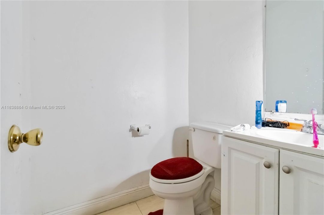 En Venta: $725,000 (0 camas, 0 baños, 2504 Pies cuadrados)