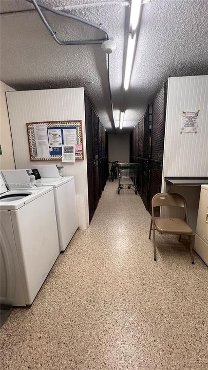 Под контрактом: $110,000 (1 спален, 1 ванн, 742 Квадратных фут)