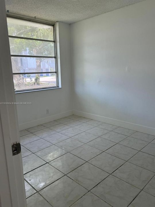 На продажу: $1,414,260 (0 спален, 0 ванн, 0 Квадратных фут)