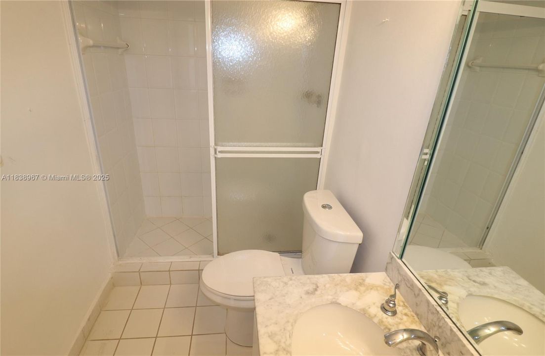 На продажу: $695,000 (2 спален, 2 ванн, 1290 Квадратных фут)